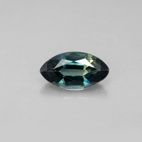 1.47克拉天然绿色蓝宝石，马眼形，9.4×5.2毫米，VVS