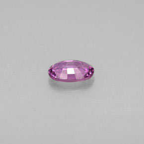 0.50克拉天然紫罗兰色蓝宝石，椭圆形切割，5.9×4.2毫米，VVS-VS