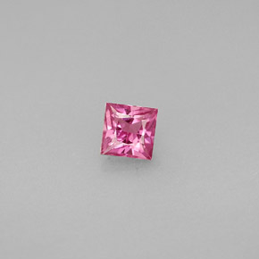 0.46克拉天然粉色蓝宝石，方形，3.9×3.9毫米，VS