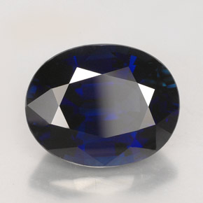 5.95克拉天然蓝宝石，椭圆形切割，11.9×9.5毫米，VVS