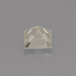 0.96克拉天然黄色蓝宝石，方形，5.2×5.1毫米，VVS-VS