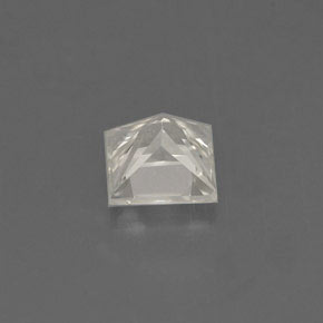 0.75克拉天然黄色蓝宝石，方形，4.8×4.7毫米，VVS-VS