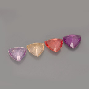 天然多色蓝宝石，三角形，5.1×5.1毫米，VVS-VS
