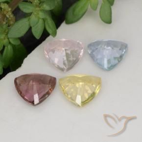 2.20天然多色蓝宝石，三角形，5.2×5.2毫米，VVS-VS