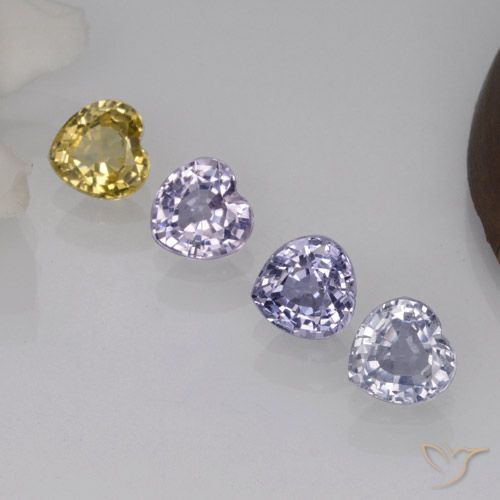 1.51天然多色蓝宝石，心形，4.2×4.2毫米，VVS-VS