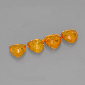 天然橙色蓝宝石，三角形，5×5毫米，VVS-VS