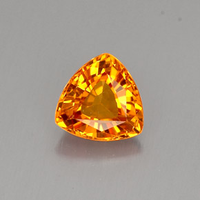 0.78克拉天然橙色蓝宝石，三角形，5.5×5.5毫米，VS