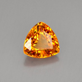 0.78克拉天然橙色蓝宝石，三角形，5.5×5.5毫米，VS
