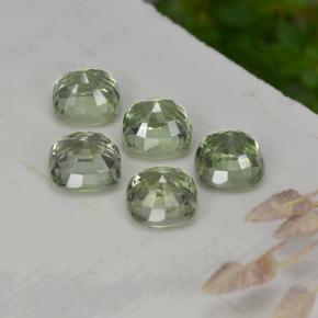 2.61天然绿色蓝宝石，垫形剪裁，4.3×4.3毫米，VVS-VS