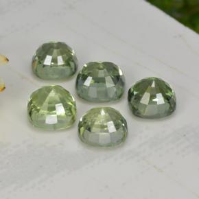 2.70天然绿色蓝宝石，垫形剪裁，4.4×4.4毫米，VVS-VS