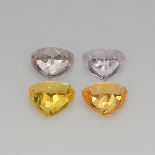 2.73天然多色蓝宝石，三角形，5.5×5.4毫米，VVS-VS