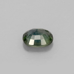 0.81克拉天然绿色蓝宝石，椭圆形切割，6.1×4.9毫米，VS