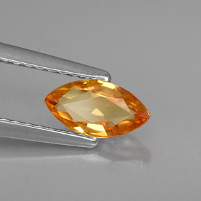 0.79克拉天然黄色蓝宝石，马眼形，7.8×4.1毫米，VVS-VS