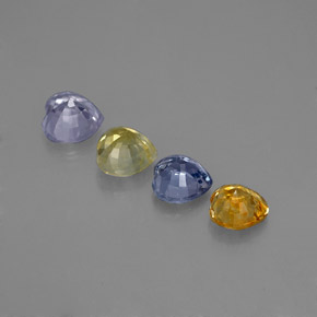 天然多色蓝宝石，心形，4.1×3.9毫米，VVS-VS