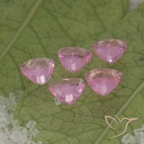 1.30天然粉色蓝宝石，三角形，3.9×3.9毫米，VVS-VS