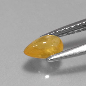 0.59克拉天然黄色蓝宝石，透明，6.1×3.9毫米，透明/半透明