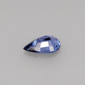 0.64克拉天然蓝宝石，梨形，7×4.9毫米，VVS-VS