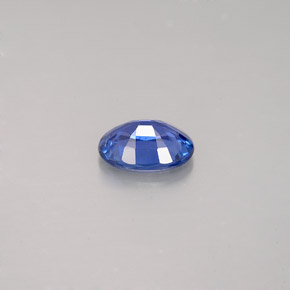 0.87克拉天然蓝宝石，椭圆形切割，6.8×5毫米，VVS-VS