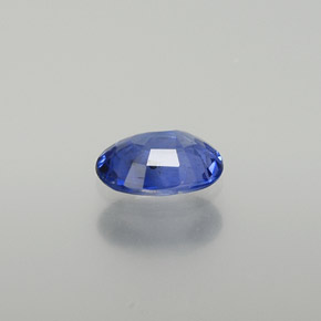 0.76克拉天然蓝宝石，椭圆形切割，6.7×4.9毫米，VS-SI