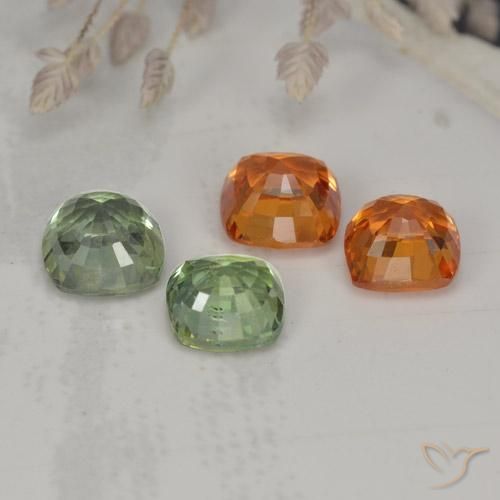 2.54天然多色蓝宝石，垫形剪裁，4.5×4.4毫米，VVS-VS