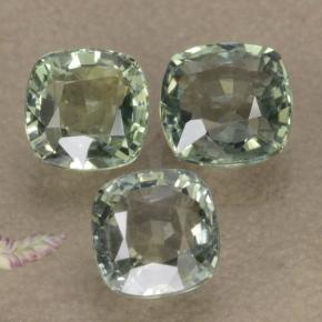 2.27天然绿色蓝宝石，垫形剪裁，4.7×4.7毫米，VVS-VS