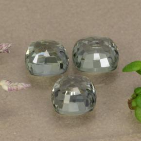 2.27天然绿色蓝宝石，垫形剪裁，4.7×4.7毫米，VVS-VS