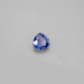 0.37克拉天然蓝宝石，心形，4.4×4.4毫米，VS