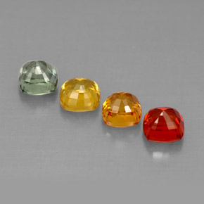 天然多色蓝宝石，垫形剪裁，4.2×4.2毫米，VS
