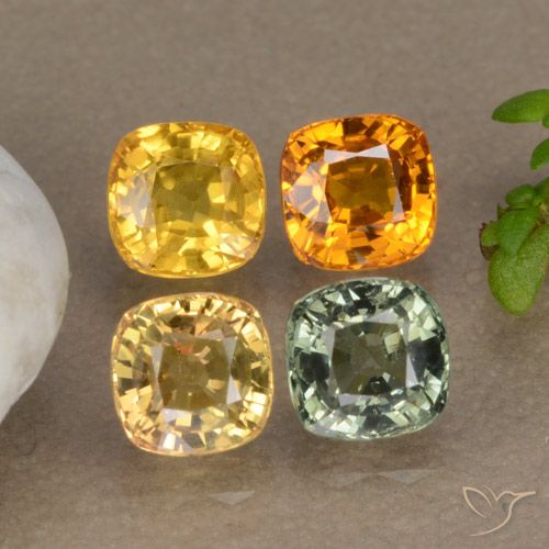 2.65天然多色蓝宝石，垫形剪裁，4.5×4.5毫米，VS