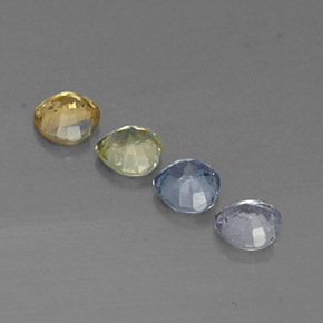 1.31天然多色蓝宝石，心形，4×4毫米，VVS-VS