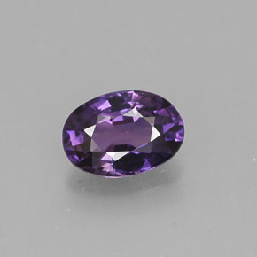 0.55克拉天然紫罗兰色蓝宝石，椭圆形切割，5.9×4.1毫米，VS