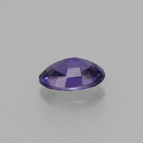 0.56克拉天然紫罗兰色蓝宝石，椭圆形切割，5.9×4毫米，VS