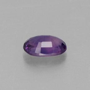 0.60克拉天然紫罗兰色蓝宝石，椭圆形切割，6×4.2毫米，VS