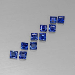 天然蓝宝石，方形，2.7×2.6毫米，VVS-VS