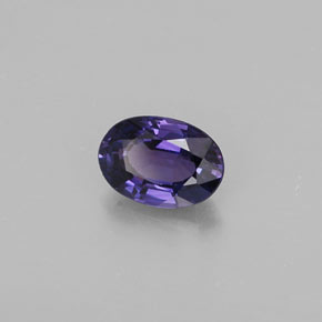 0.59克拉天然紫罗兰色蓝宝石，椭圆形切割，5.9×4.1毫米，VVS