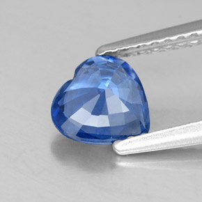 1.05克拉天然蓝宝石，心形，6.5×6.3毫米，VS