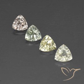 2.67天然多色蓝宝石，三角形，5.3×5.2毫米，VVS-VS