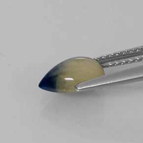 1.66克拉天然双色蓝宝石，梨形，8.1×6.1毫米，不透明