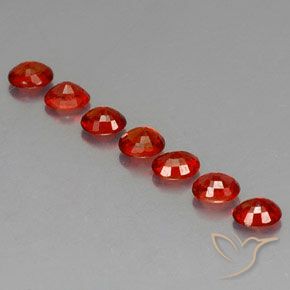 2.60克拉天然蓝宝石，椭圆形，VVS-VS