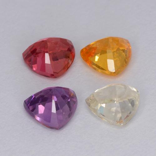 1.26天然多色蓝宝石，三角形，4.1×4毫米，VVS-VS