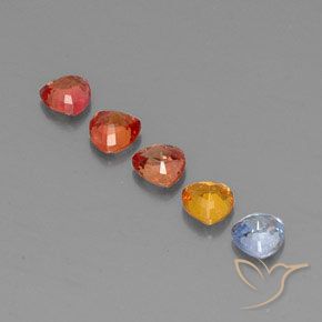 1.78天然多色蓝宝石，三角形，4.1×4毫米，VVS-VS