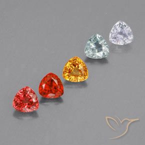 1.78天然多色蓝宝石，三角形，4.1×4毫米，VS