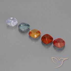 1.78天然多色蓝宝石，三角形，4.1×4毫米，VS