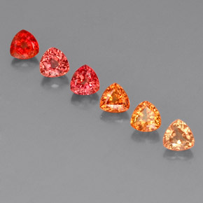 天然多色蓝宝石，三角形，4.2×4.1毫米，VVS-VS