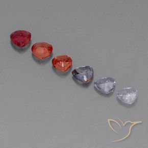 1.97天然多色蓝宝石，三角形，4.1×4毫米，VVS-VS