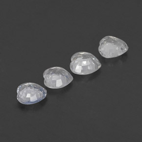 1.27天然白色蓝宝石，心形，4.1×4毫米，VVS-VS