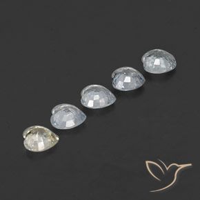 1.74天然多色蓝宝石，心形，4.2×4.2毫米，VVS-VS