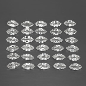 天然白色蓝宝石，马眼形，4.9×2.5毫米，VVS-VS