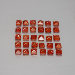 天然橙色蓝宝石，方形，2.3×2.3毫米，VVS-VS