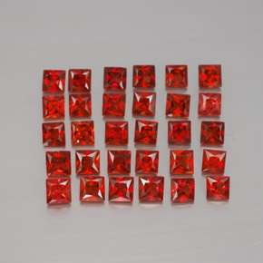 天然橙色蓝宝石，方形，2.6×2.5毫米，VVS-VS